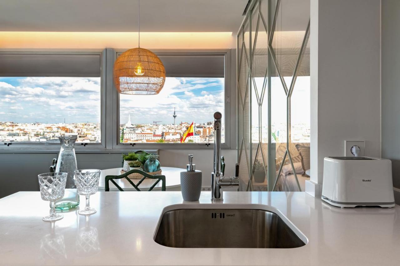 2 Bedrooms 1 Bathroom Furnished - Justicia - Incredible Views - Mintystay Madrid Exterior foto